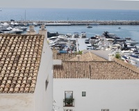 Resale - apartment - Marbella - Puerto Banús