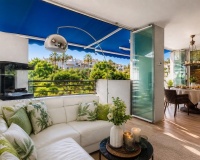 Resale - apartment - Marbella - Puerto Banús