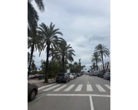 Resale - apartment - Marbella - Puerto Banús