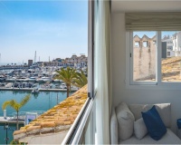 Resale - apartment - Marbella - Puerto Banús