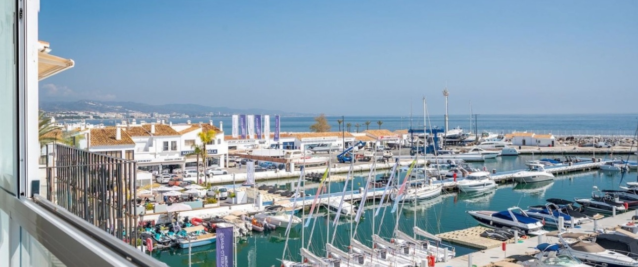 Resale - apartment - Marbella - Puerto Banús