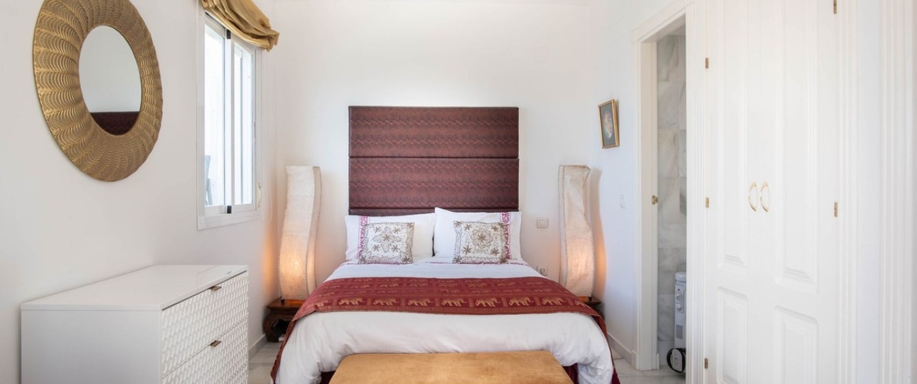 Resale - apartment - Marbella - Puerto Banús