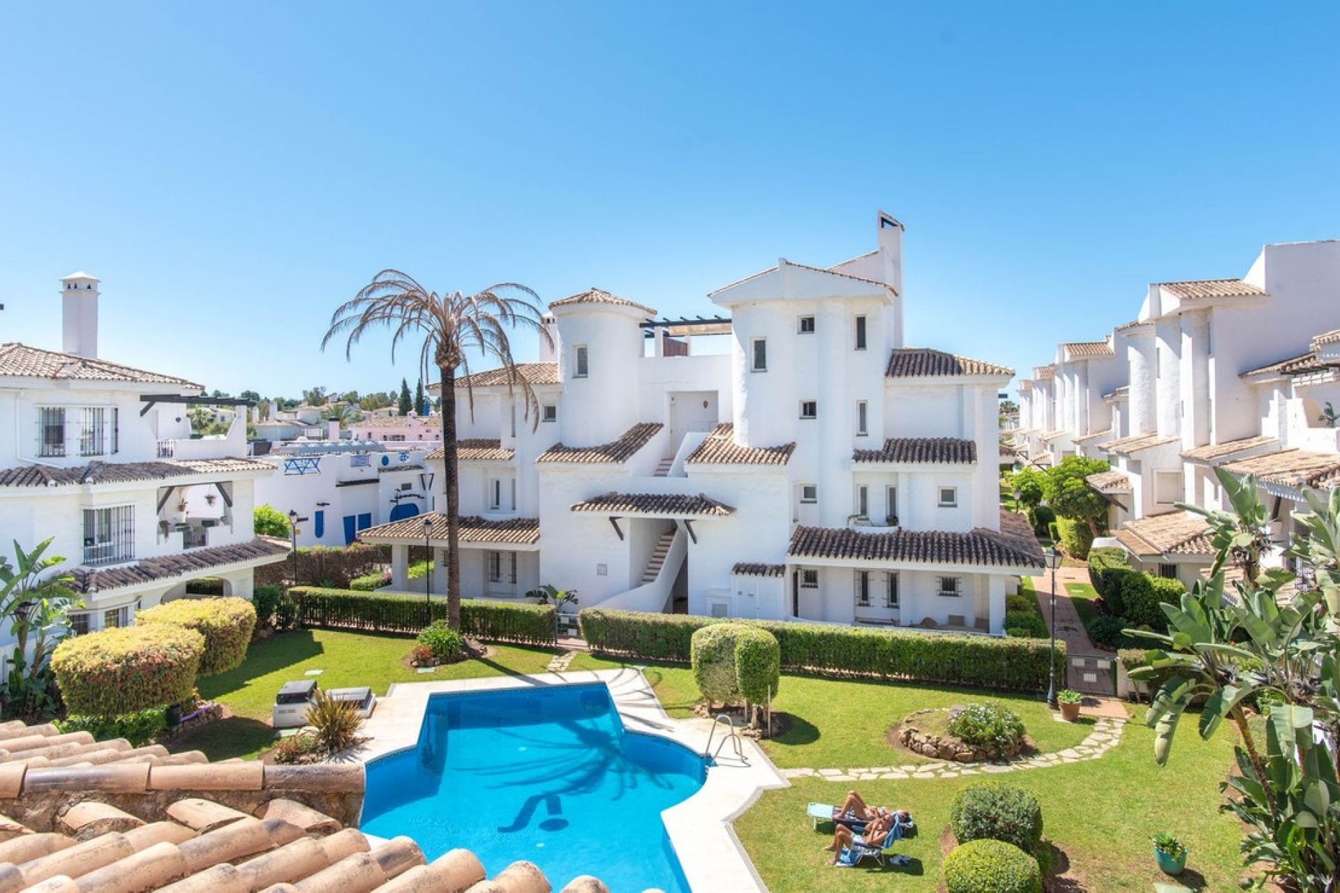 Resale - apartment - Marbella - Puerto Banús