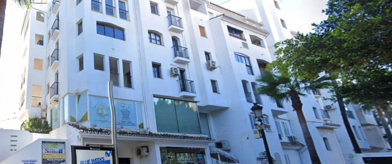 Resale - apartment - Marbella - Puerto Banús