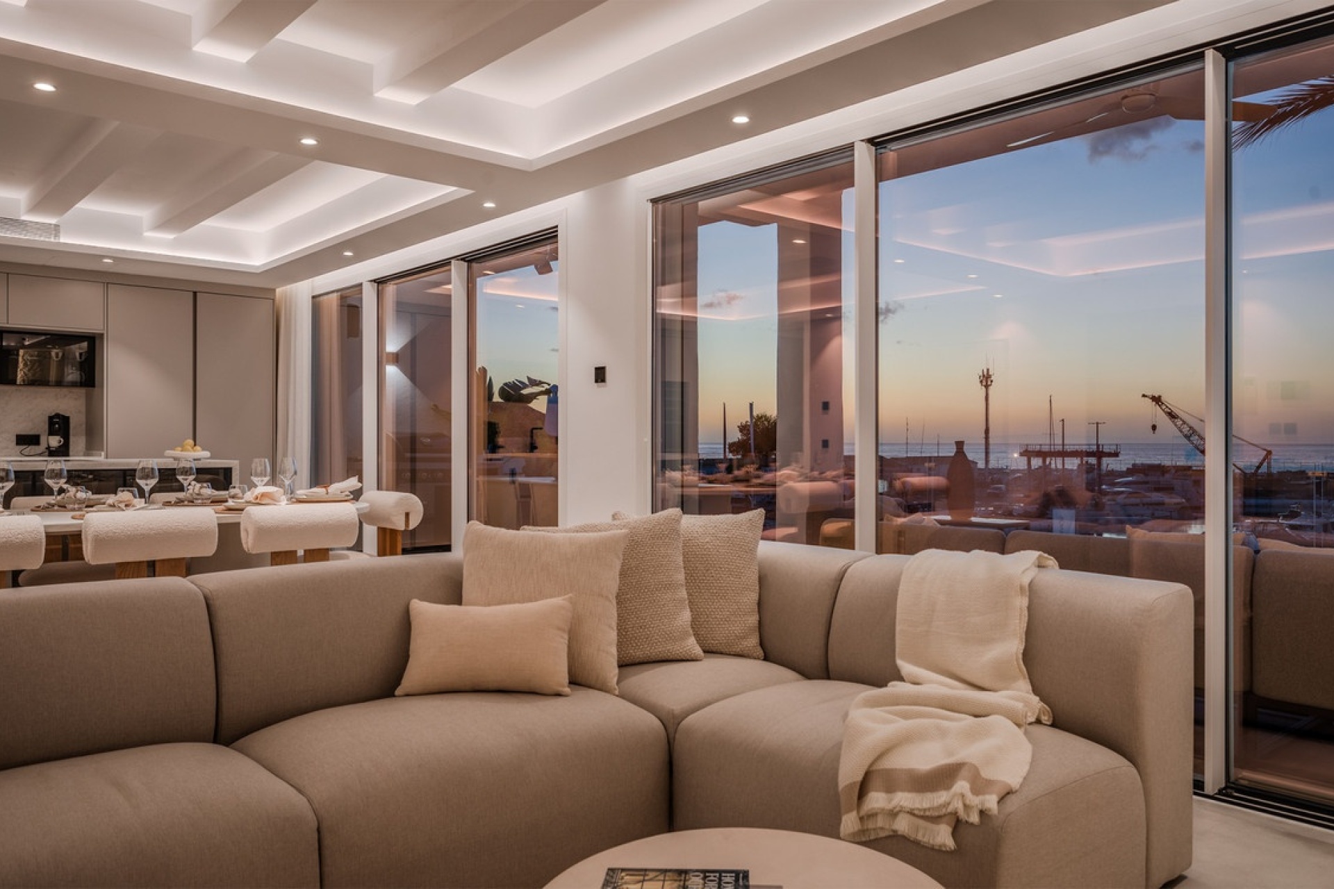 Resale - apartment - Marbella - Puerto Banús