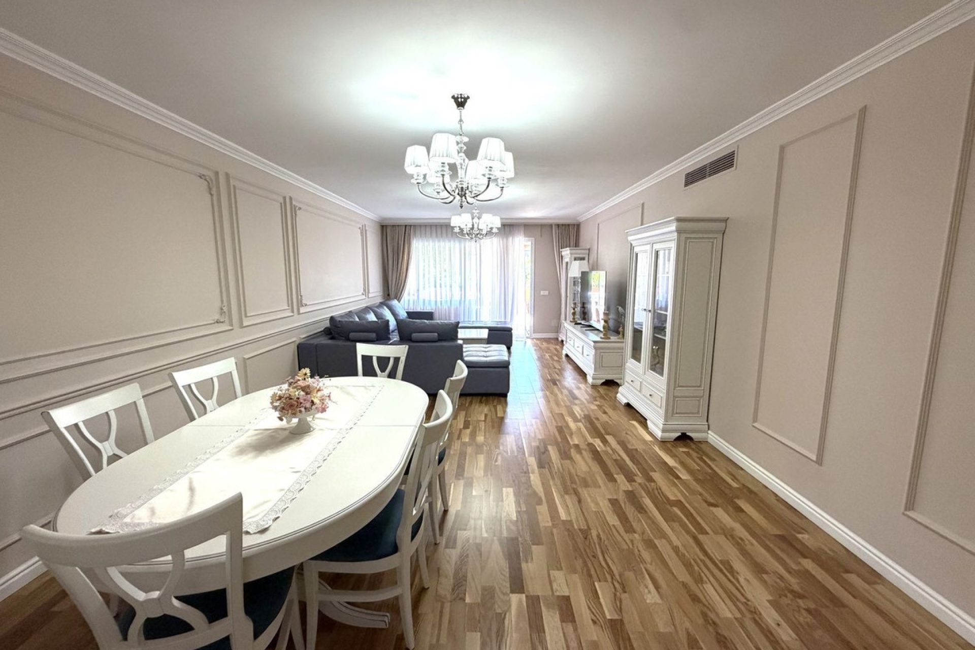 Resale - apartment - Marbella - Puerto Banús