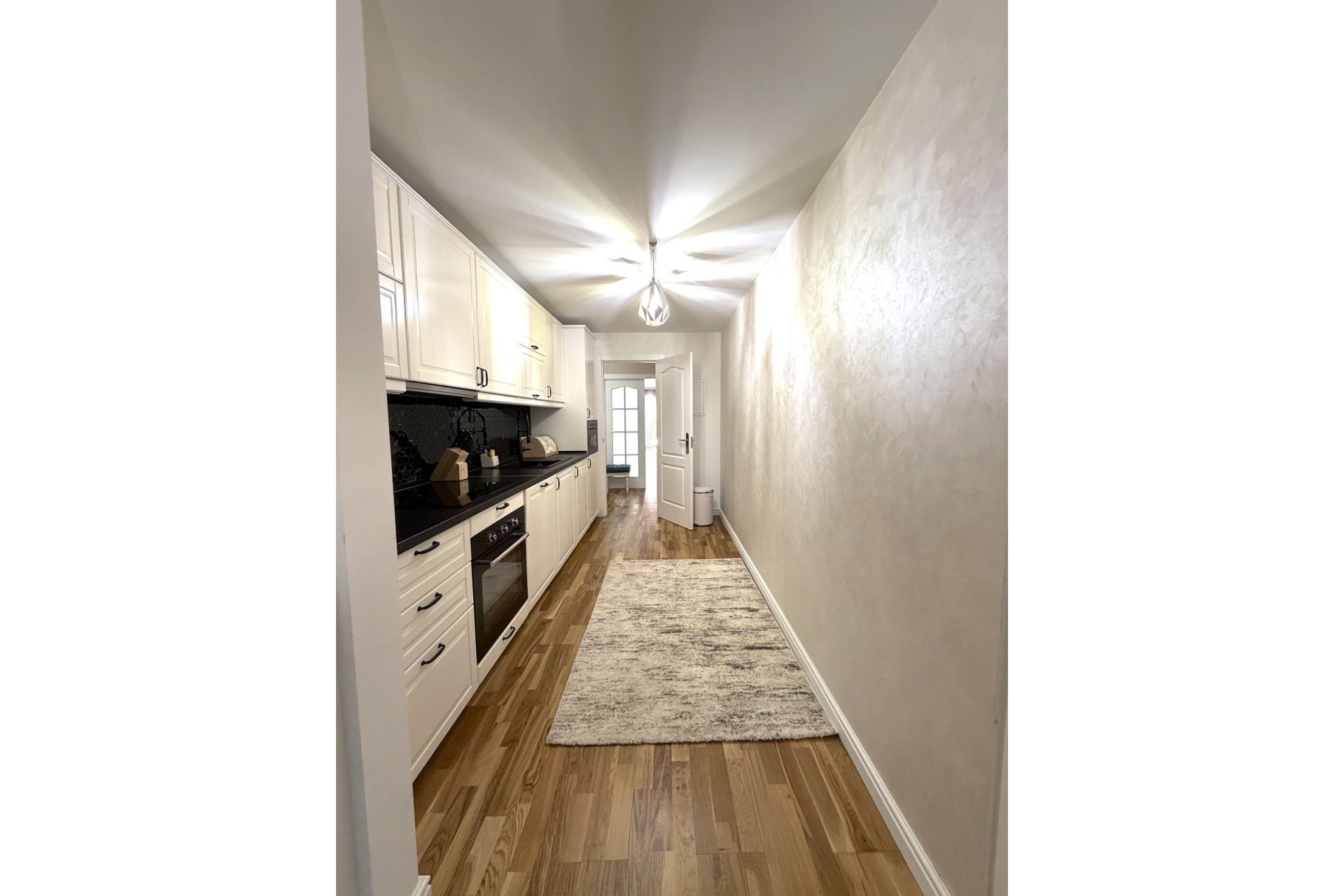 Resale - apartment - Marbella - Puerto Banús