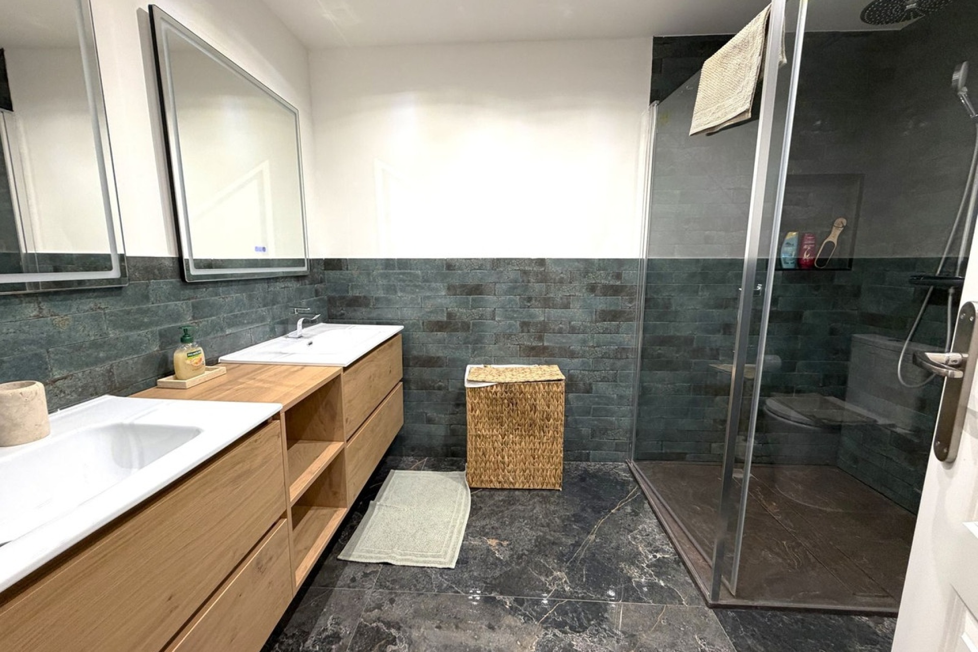Resale - apartment - Marbella - Puerto Banús