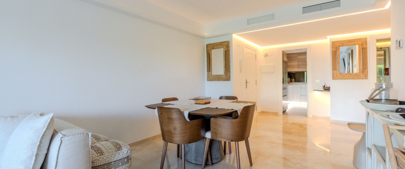 Resale - apartment - Marbella - Puerto Banús