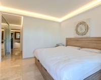 Resale - apartment - Marbella - Puerto Banús