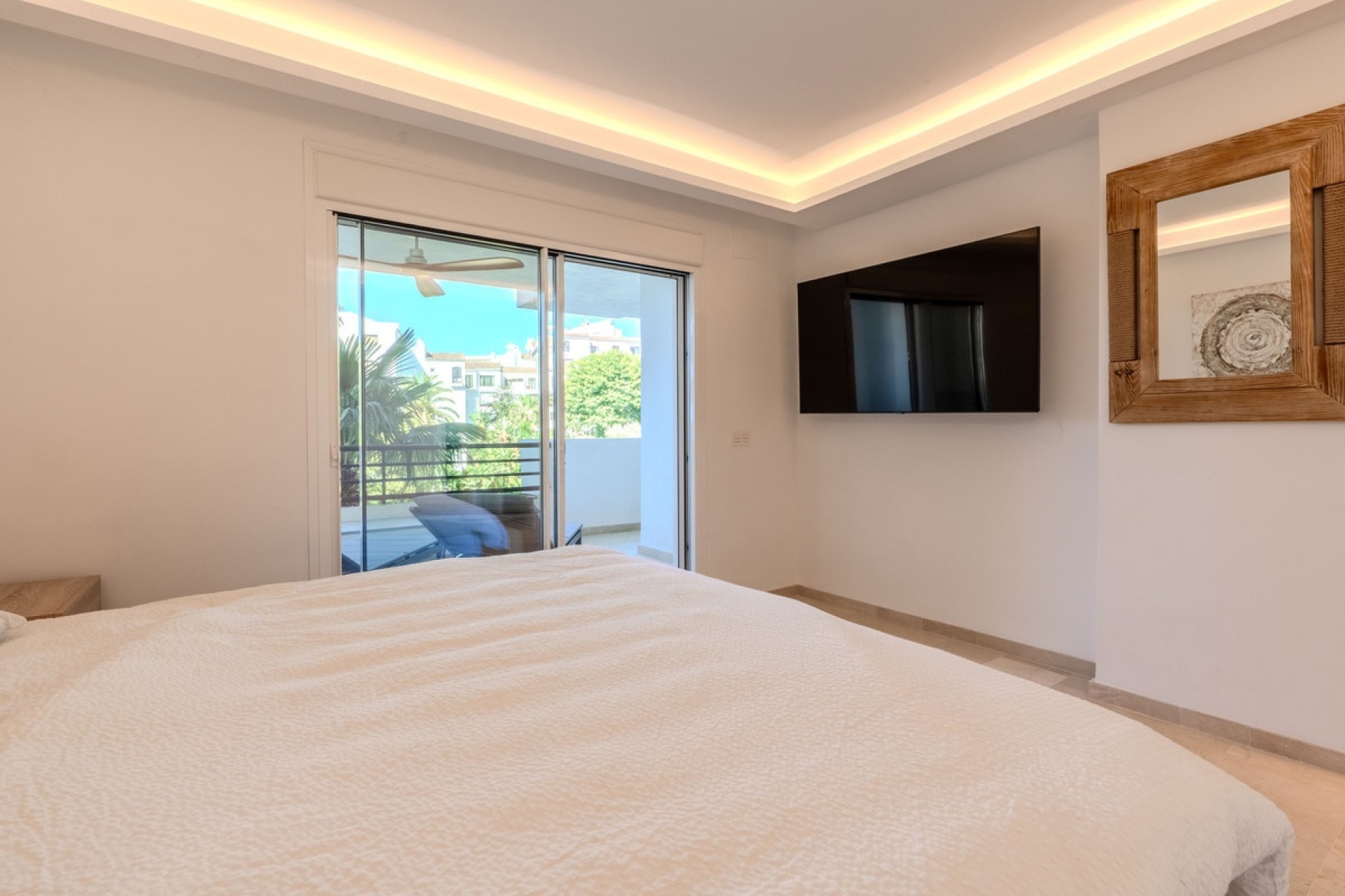 Resale - apartment - Marbella - Puerto Banús