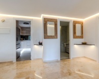 Resale - apartment - Marbella - Puerto Banús