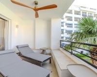 Resale - apartment - Marbella - Puerto Banús