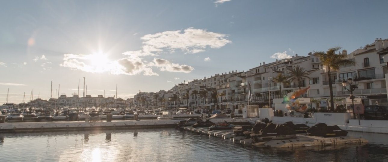 Resale - apartment - Marbella - Puerto Banús