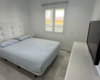 Resale - apartment - Marbella - Puerto Banús