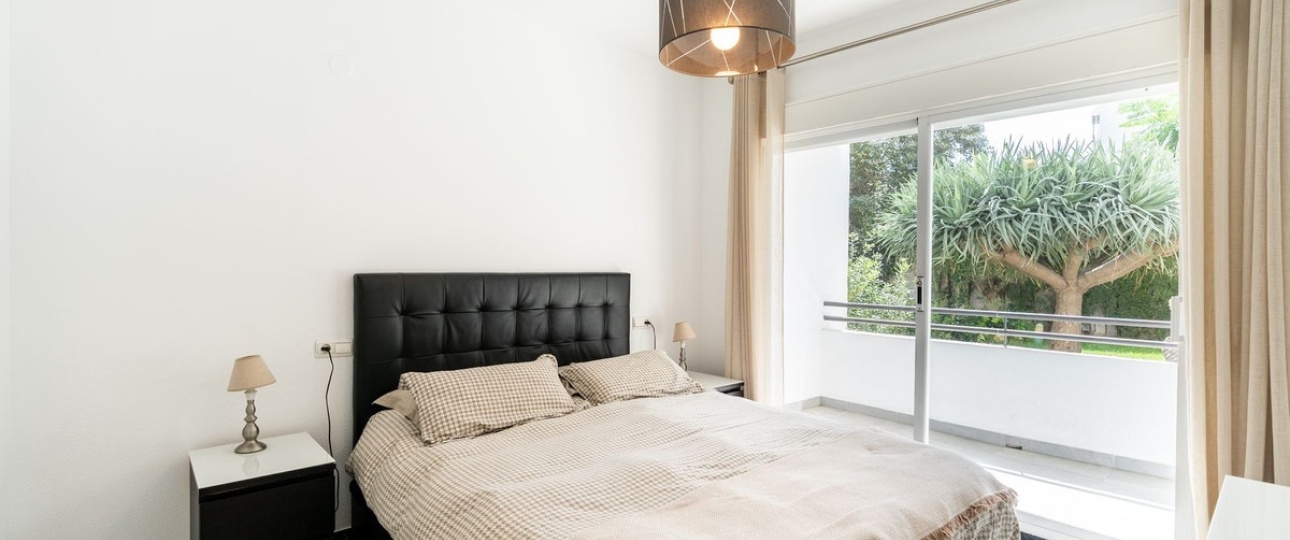 Resale - apartment - Marbella - Puerto Banús