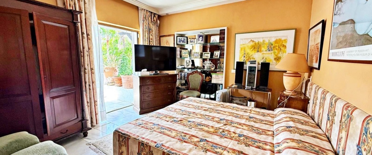 Resale - apartment - Marbella - Puerto Banús