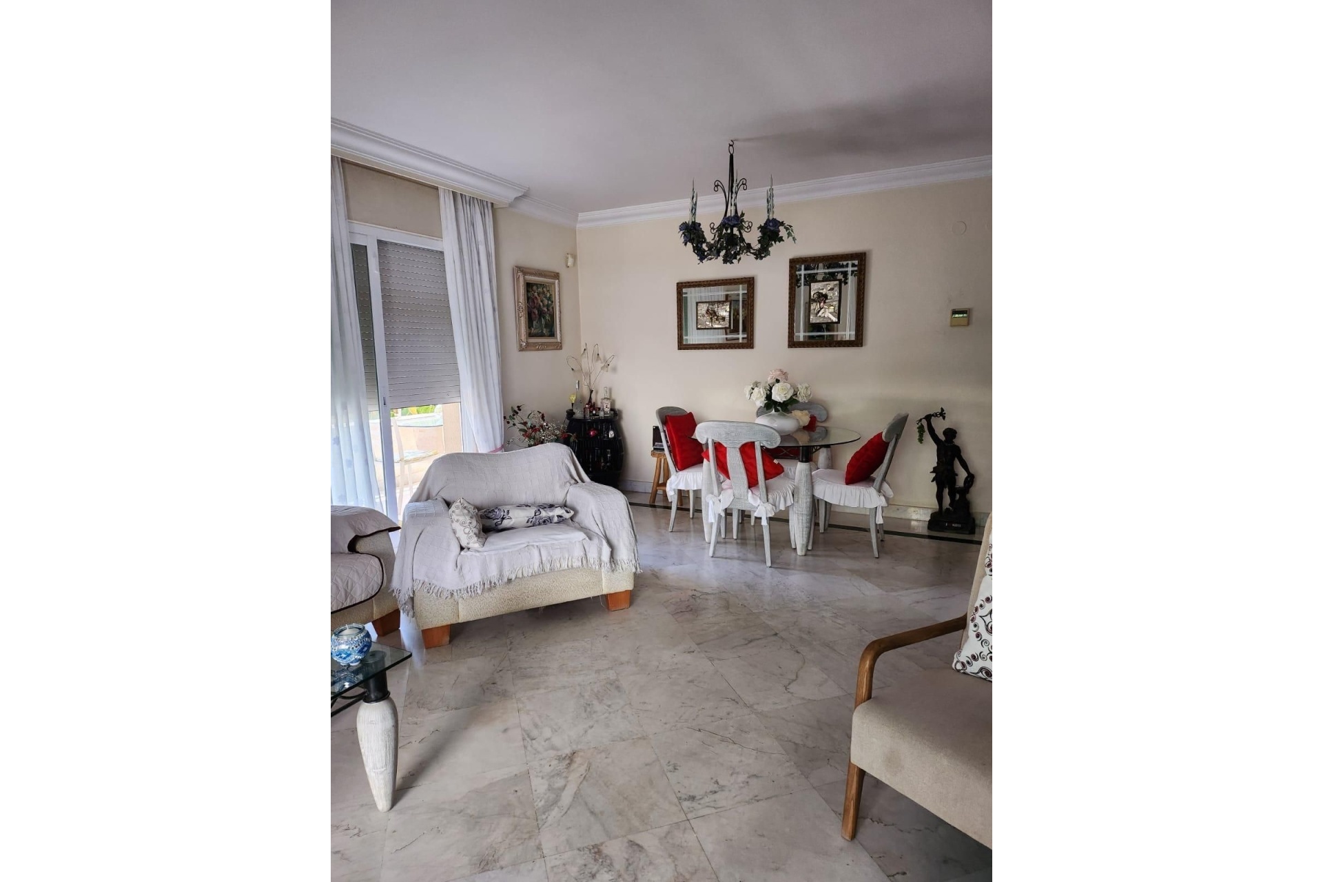 Resale - apartment - Marbella - Puerto Banús