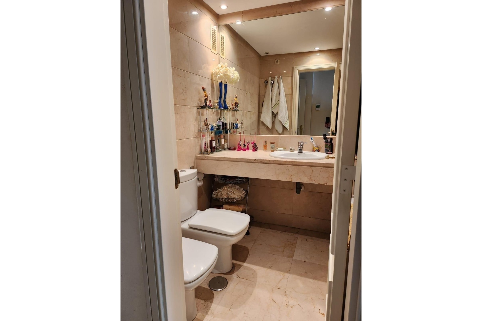 Resale - apartment - Marbella - Puerto Banús