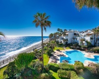 Resale - apartment - Marbella - Puerto Banús