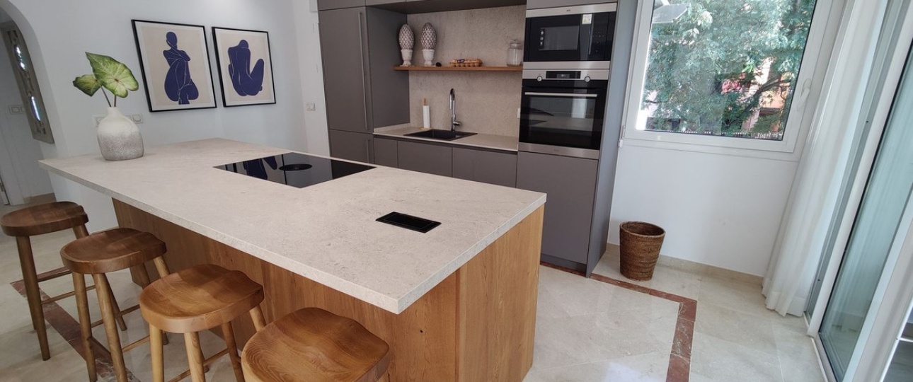 Resale - apartment - Marbella - Puerto Banús