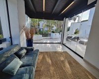 Resale - apartment - Marbella - Puerto Banús
