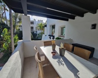 Resale - apartment - Marbella - Puerto Banús
