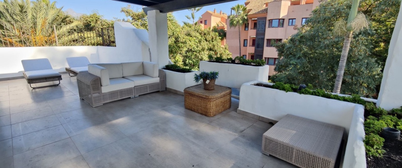 Resale - apartment - Marbella - Puerto Banús