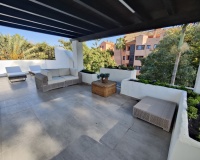 Resale - apartment - Marbella - Puerto Banús
