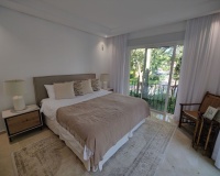 Resale - apartment - Marbella - Puerto Banús