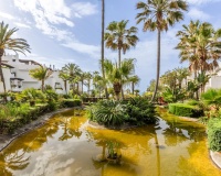 Resale - apartment - Marbella - Puerto Banús
