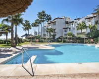Resale - apartment - Marbella - Puerto Banús