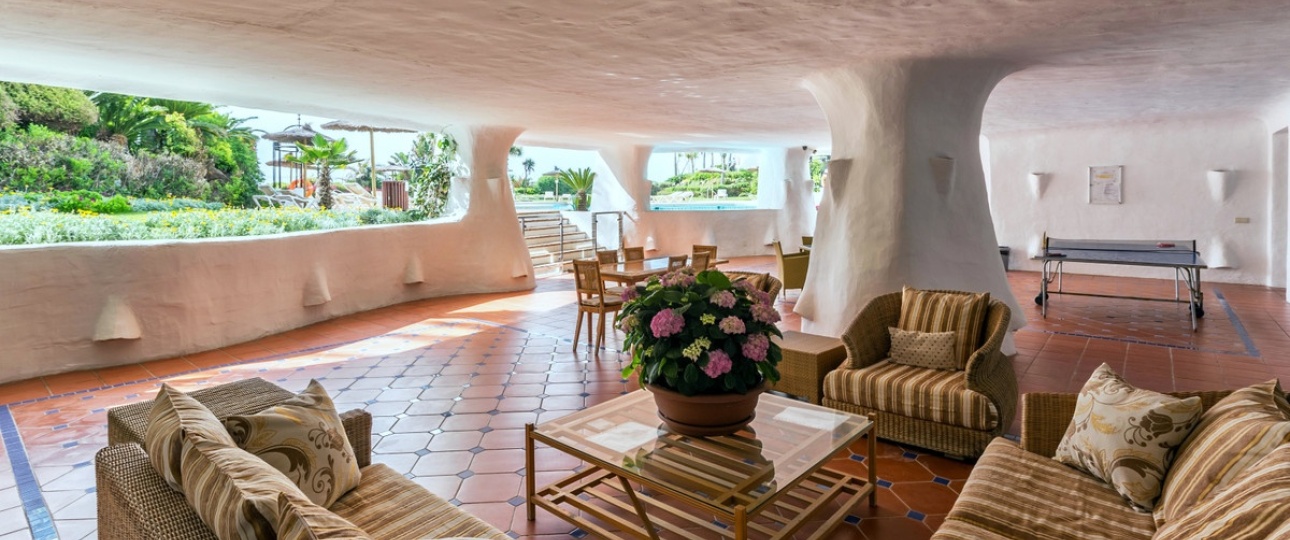 Resale - apartment - Marbella - Puerto Banús