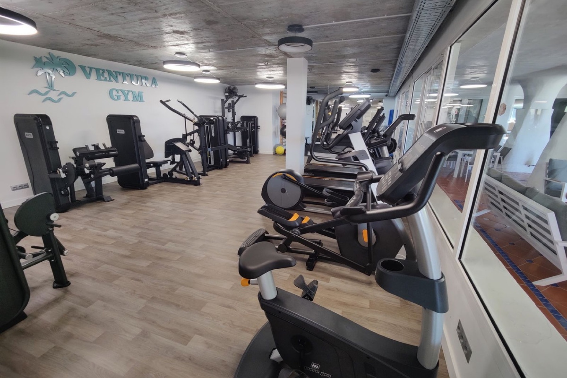 Resale - apartment - Marbella - Puerto Banús