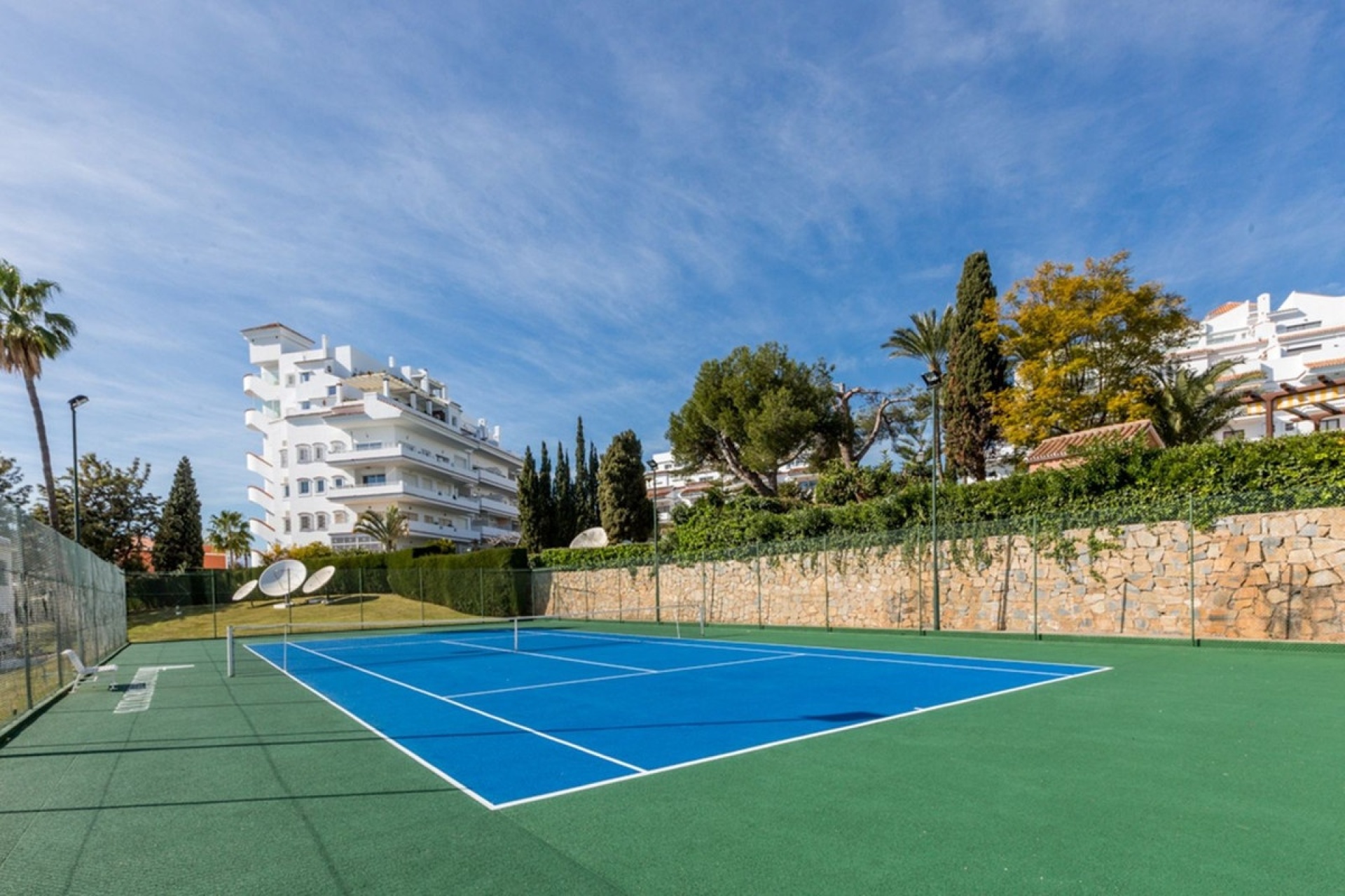 Resale - apartment - Marbella - Puerto Banús