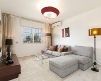 Resale - apartment - Marbella - Puerto Banús