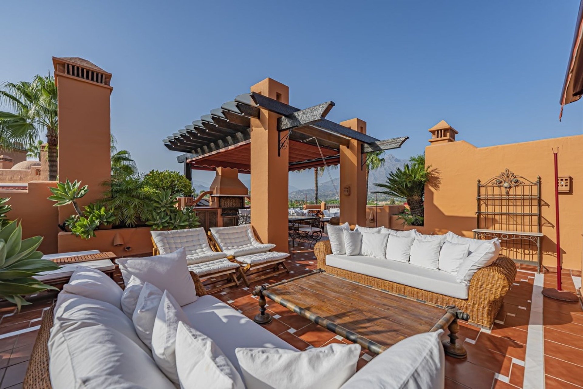 Resale - apartment - Marbella - Puerto Banús