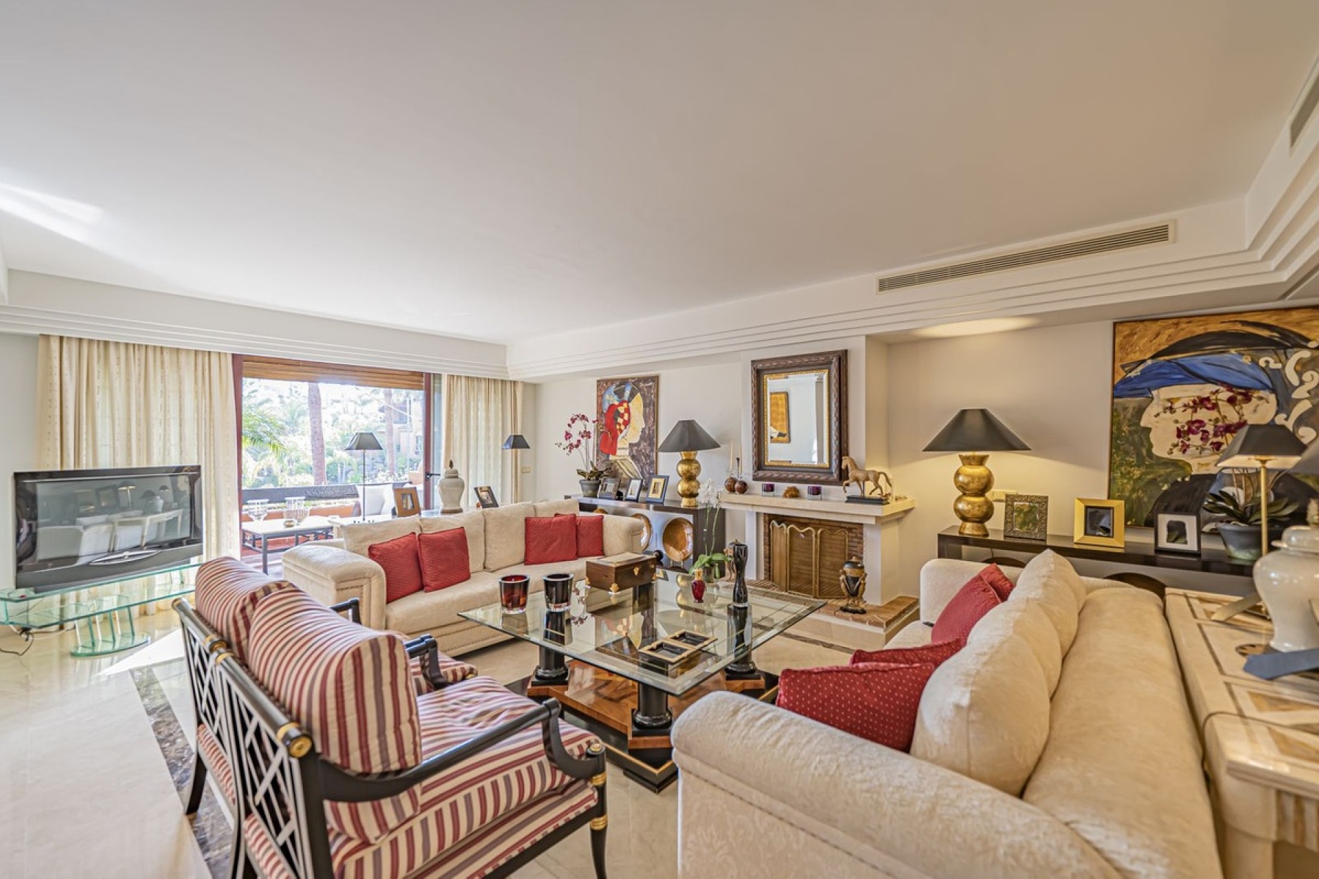 Resale - apartment - Marbella - Puerto Banús