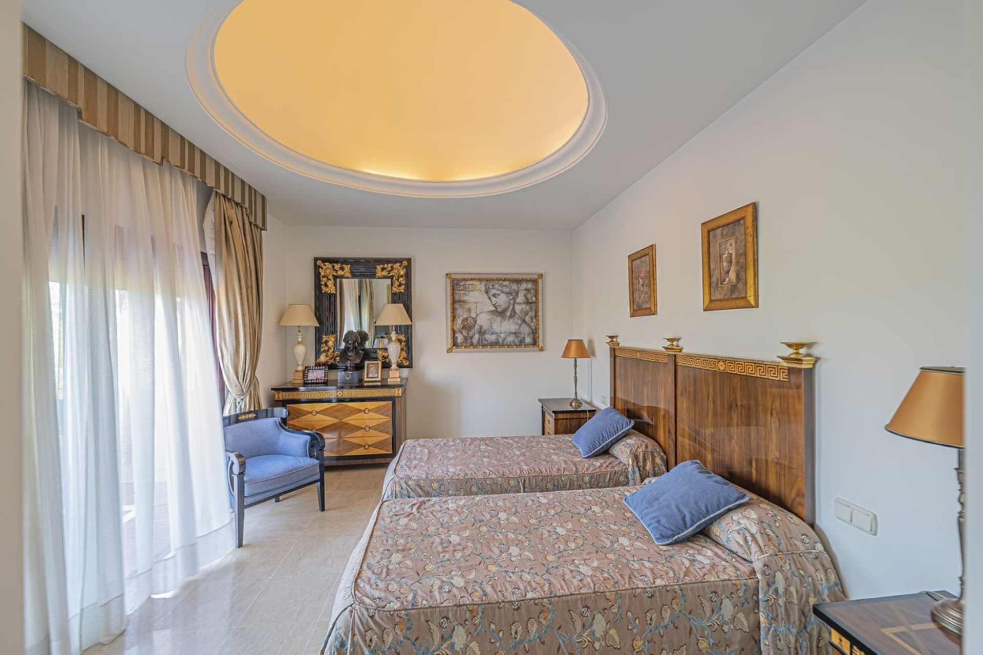 Resale - apartment - Marbella - Puerto Banús