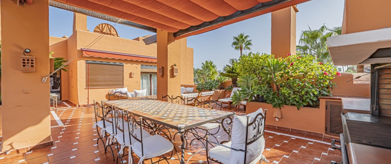 Resale - apartment - Marbella - Puerto Banús
