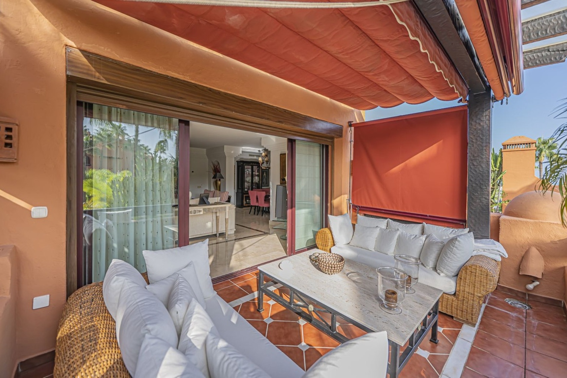 Resale - apartment - Marbella - Puerto Banús