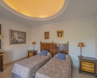 Resale - apartment - Marbella - Puerto Banús