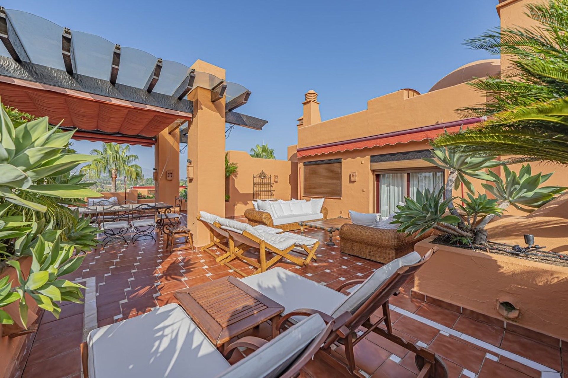 Resale - apartment - Marbella - Puerto Banús