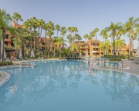 Resale - apartment - Marbella - Puerto Banús