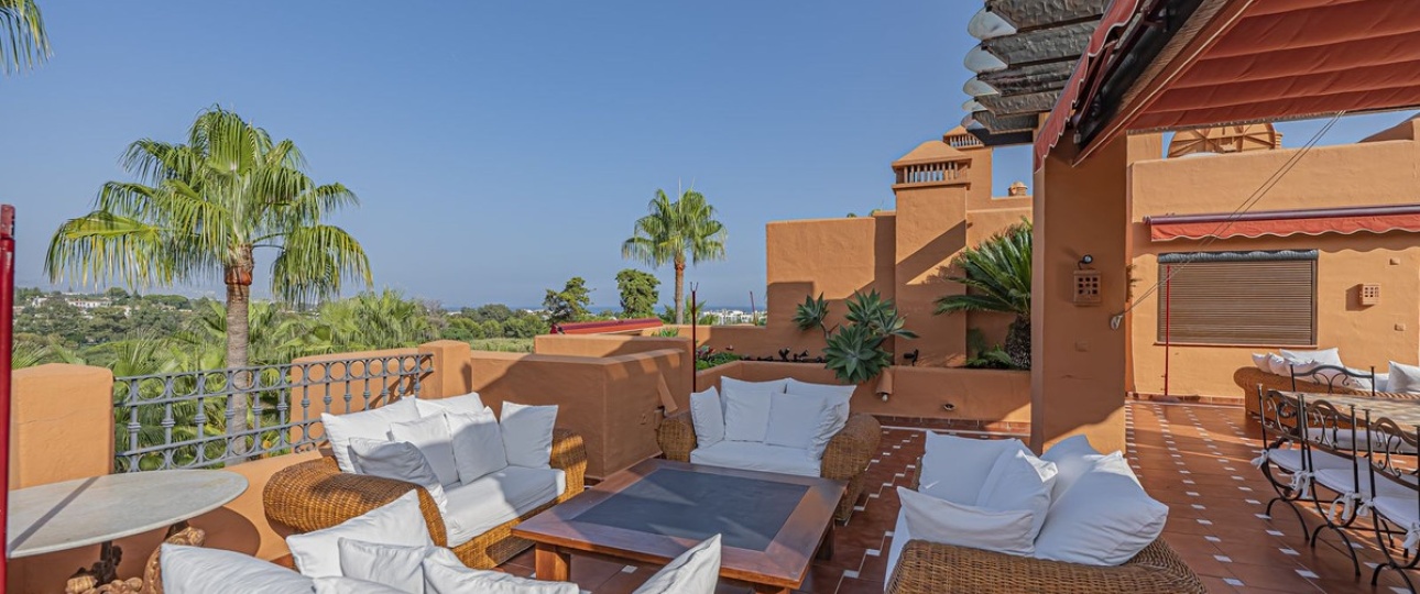 Resale - apartment - Marbella - Puerto Banús