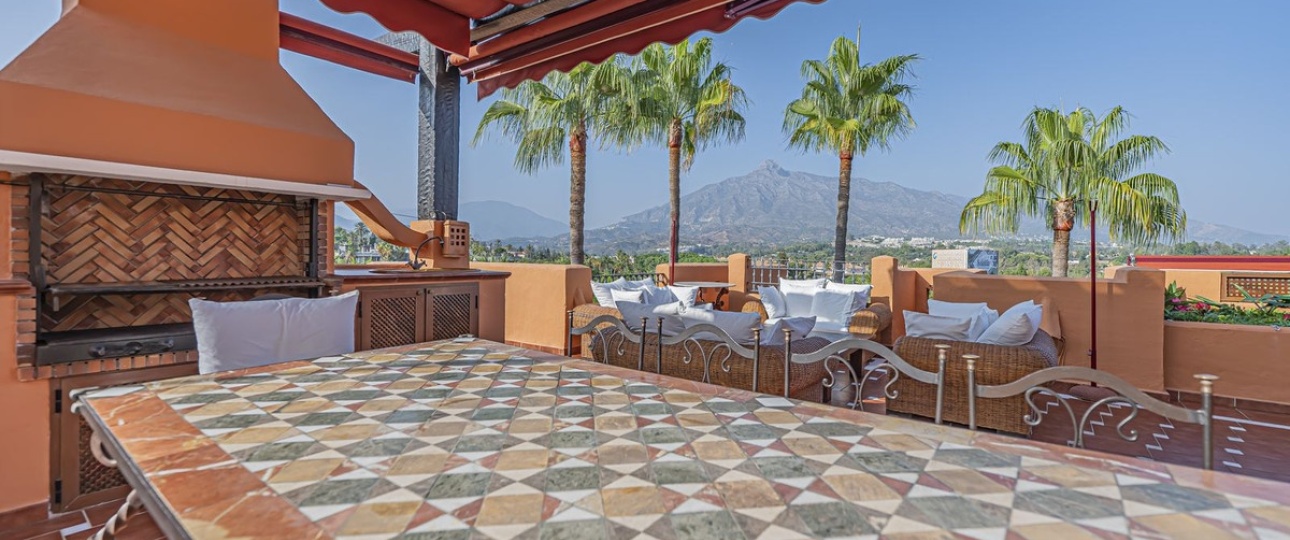 Resale - apartment - Marbella - Puerto Banús