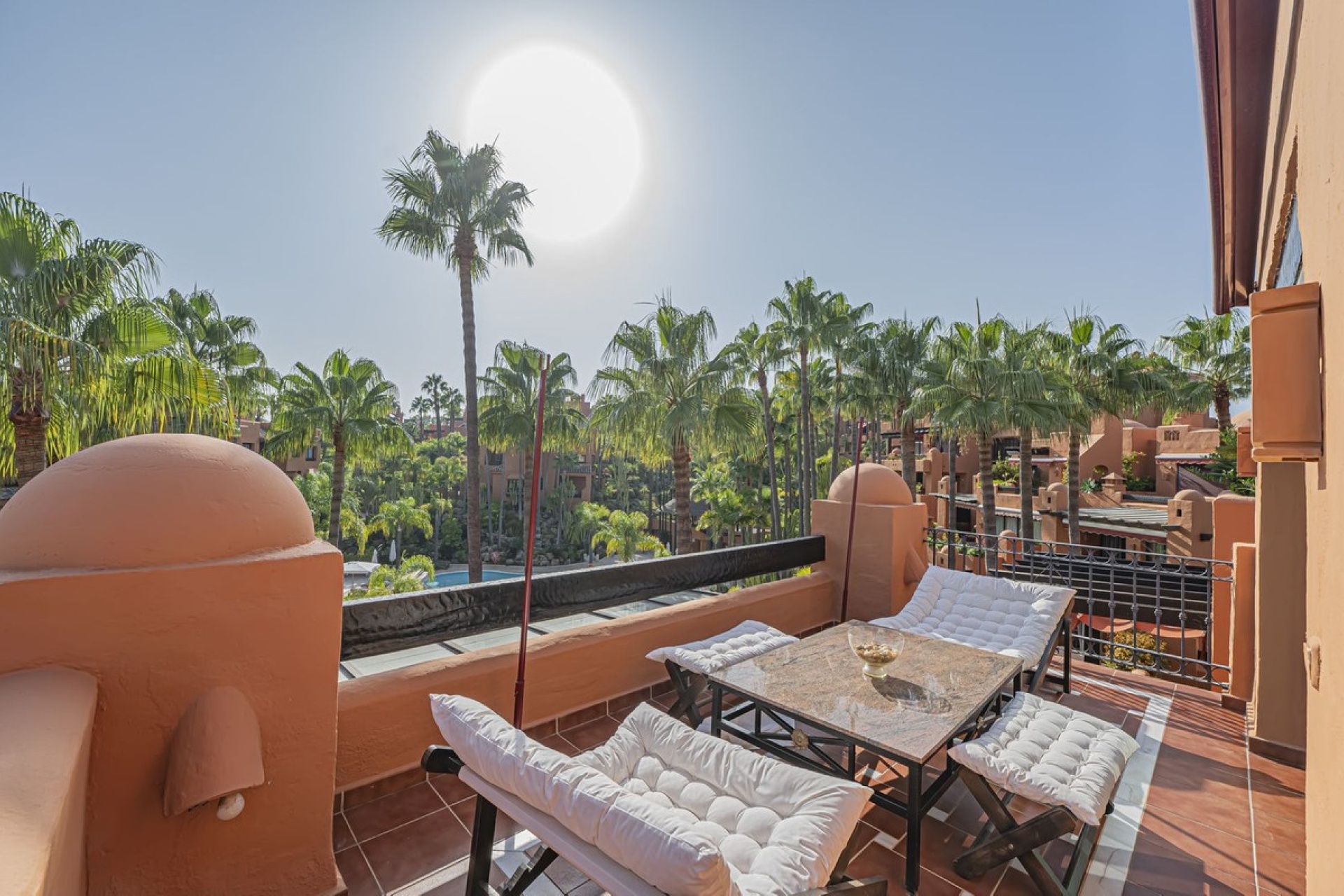 Resale - apartment - Marbella - Puerto Banús
