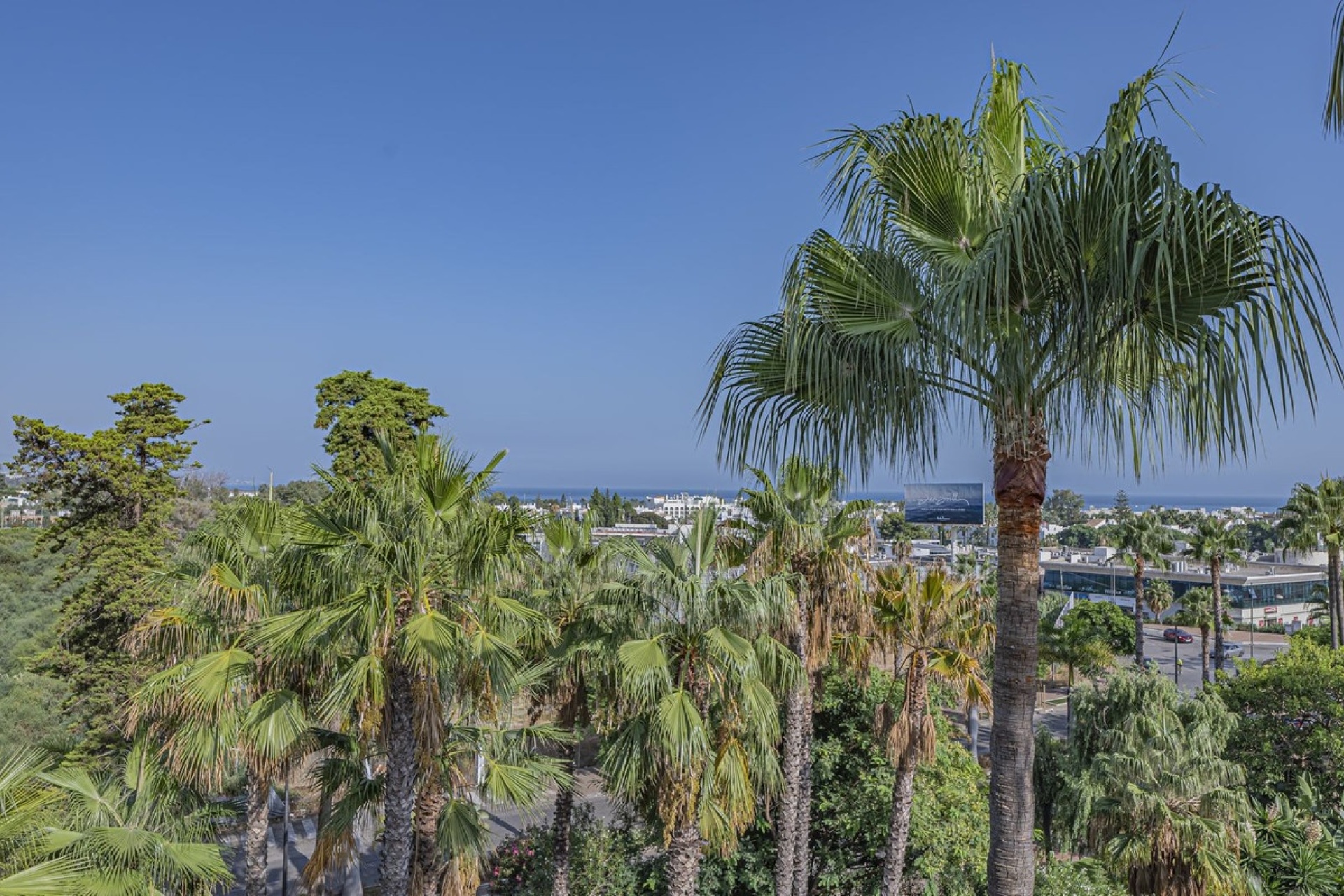 Resale - apartment - Marbella - Puerto Banús