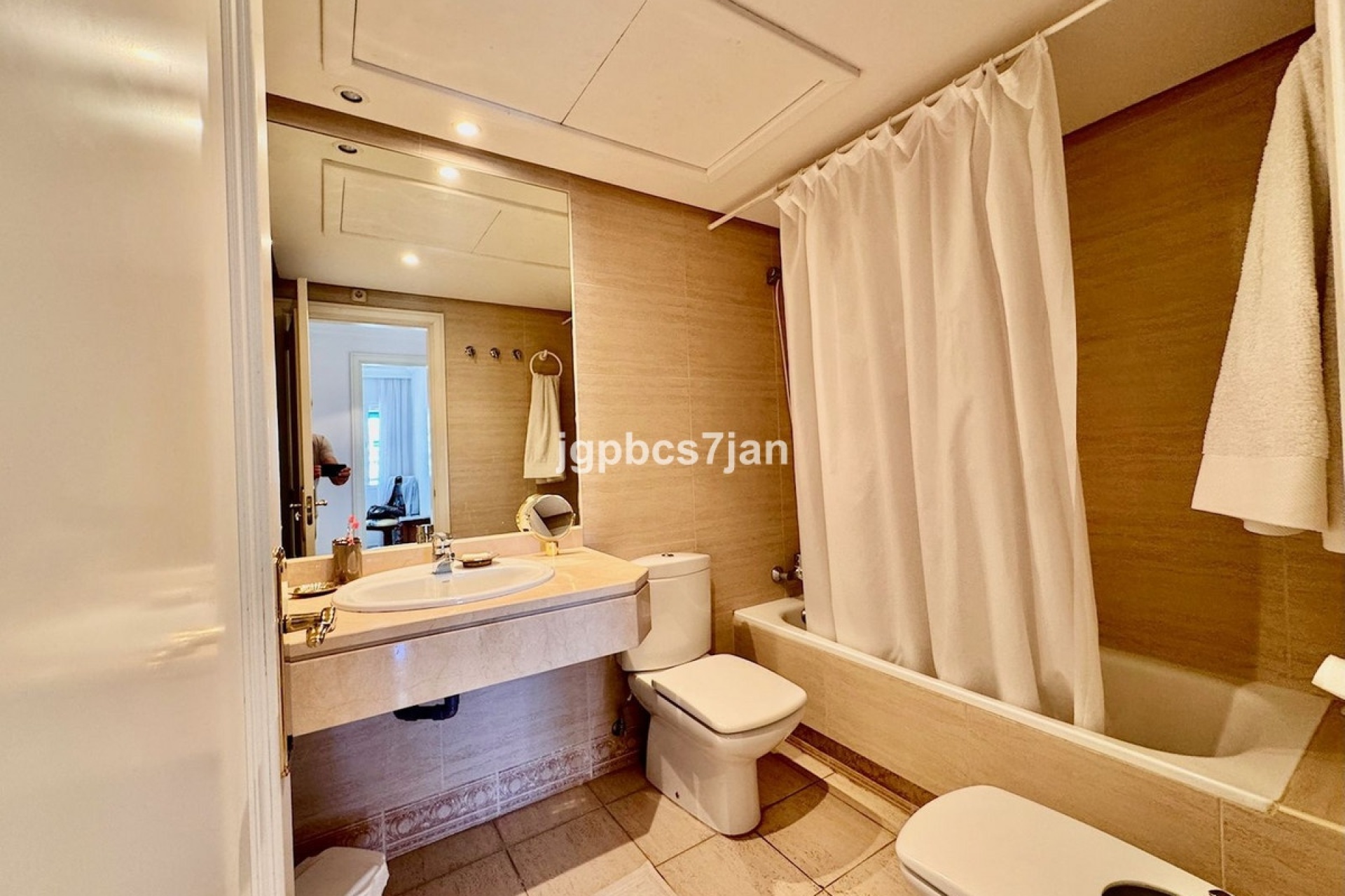 Resale - apartment - Marbella - Puerto Banús