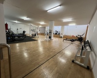 Resale - apartment - Marbella - Puerto Banús